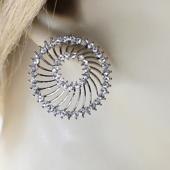 Silver Tone Starburst Earring - Picture 11 of 13